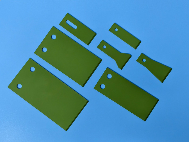 Green Teflon-coated HSS-M2 hot-cut pelletizer blades manufactured by MEIRENTE